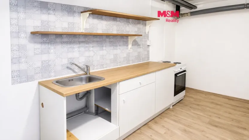 Pronájem bytu 1+1, Lány, U lipky, 24 m2
