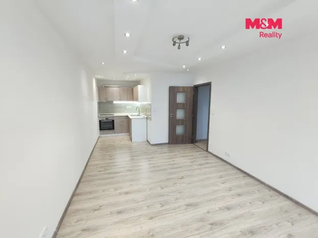 Pronájem bytu 2+kk, Lány, U lipky, 44 m2