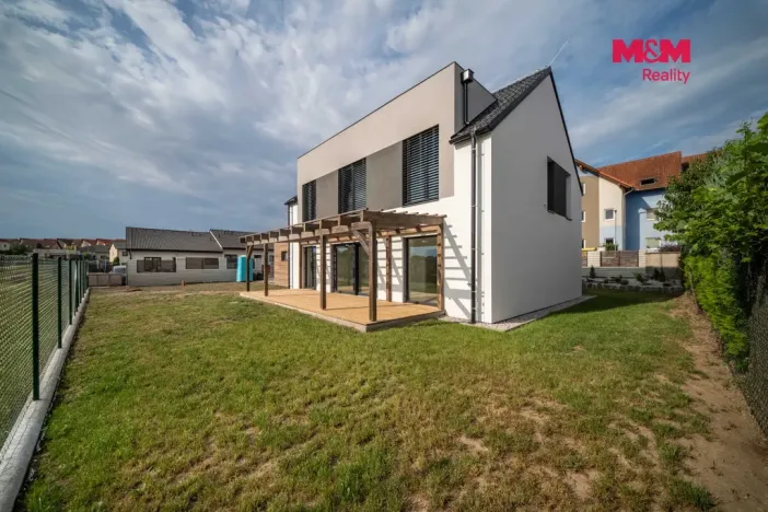 Prodej rodinného domu, Chýně, Na Kališti, 138 m2
