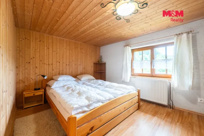 Prodej rodinného domu, Velké Karlovice, 160 m2