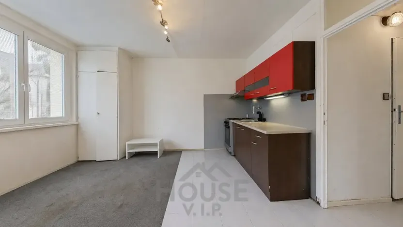 Prodej bytu 2+kk, Praha - Hostivař, Bělinského, 36 m2