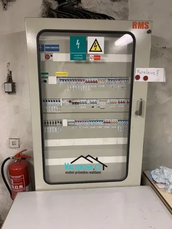Pronájem skladu, Drnovice, 7000 m2