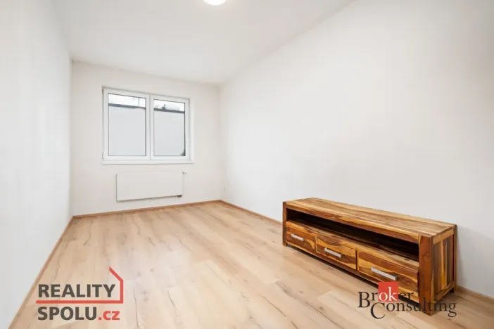 Pronájem bytu 3+kk, Plzeň - Jižní Předměstí, Poděbradova, 70 m2