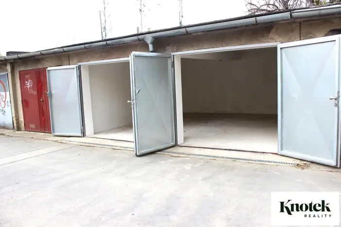 Prodej garáže, Brno, Sazenice, 34 m2