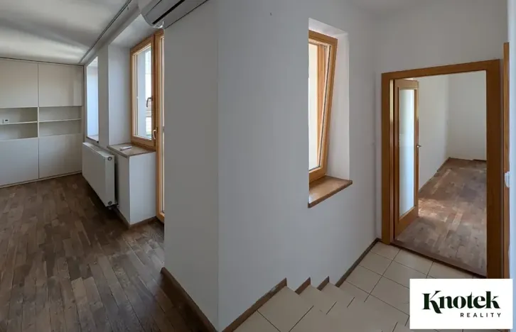 Pronájem bytu 2+kk, Brno, Vrchlického sad, 73 m2