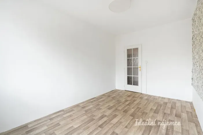 Pronájem bytu 3+1, Praha - Kobylisy, Chotovická, 71 m2