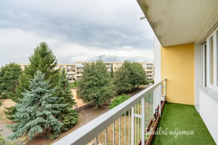 Pronájem bytu 3+1, Praha - Kobylisy, Chotovická, 71 m2