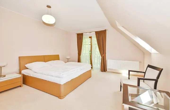 Prodej rodinného domu, Karlovy Vary, Slovenská, 149 m2