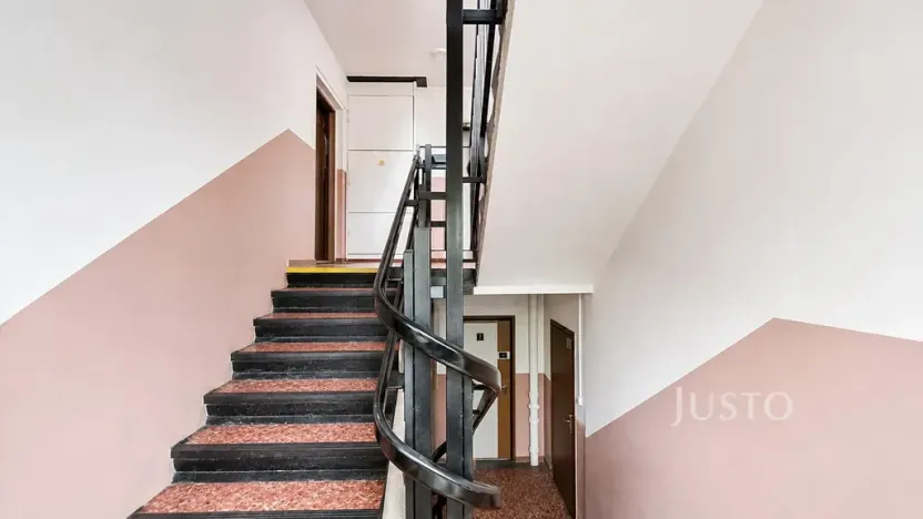 Prodej bytu 4+kk, Kamenice, Sídliště II, 77 m2