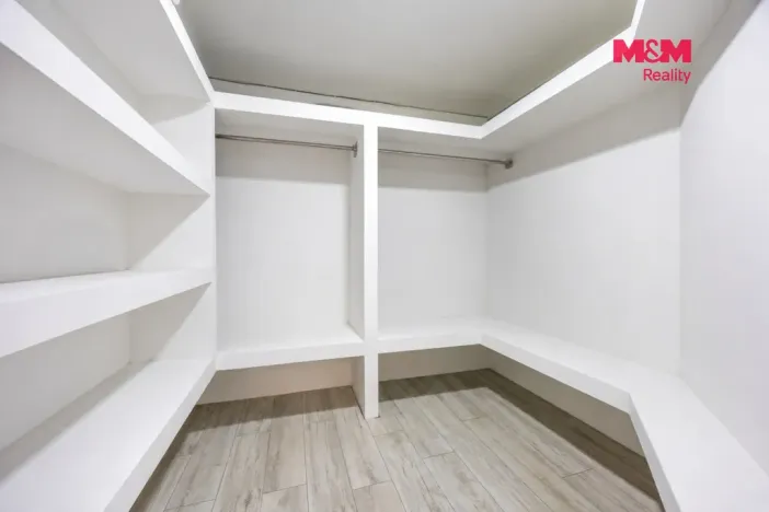 Prodej rodinného domu, Krásný Dvůr - Chrašťany, 206 m2