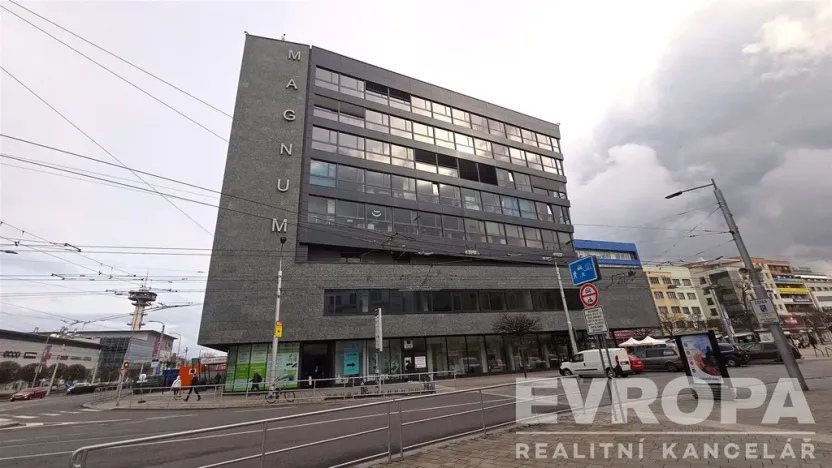 Pronájem kanceláře, Pardubice - Zelené Předměstí, třída Míru, 24 m2