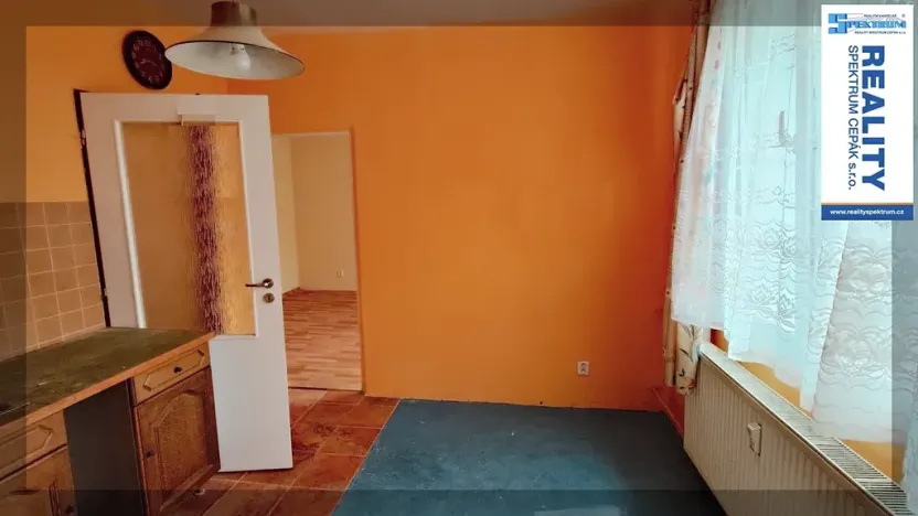 Prodej bytu 1+1, Praha - Kamýk, Zvolská, 35 m2