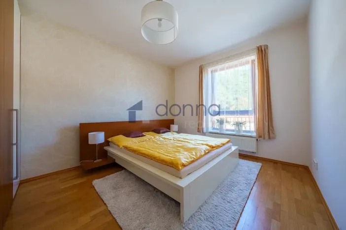 Pronájem bytu 3+kk, Praha, Podvinný mlýn, 80 m2