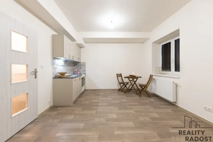 Pronájem bytu 1+kk, Ostrava - Polanka nad Odrou, Hraničky, 27 m2