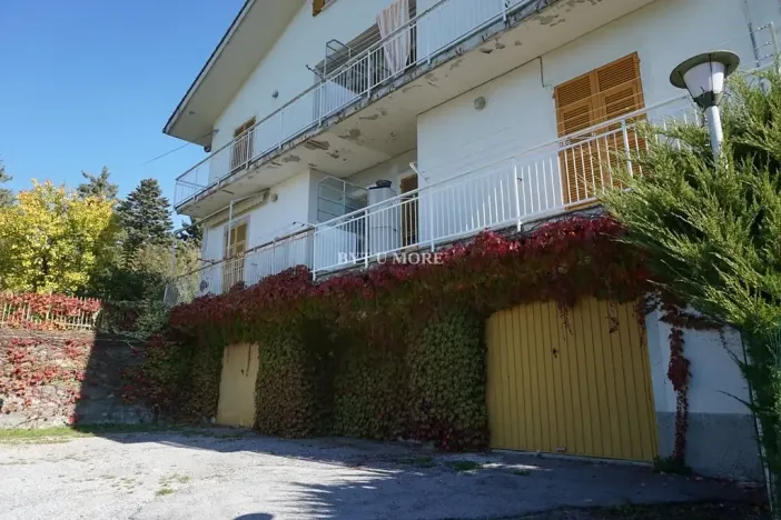 Prodej bytu 3+kk, Crocefieschi, Itálie, Via Garibaldini, 84 m2