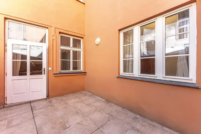 Pronájem bytu 2+kk, Praha - Malá Strana, Mostecká, 50 m2