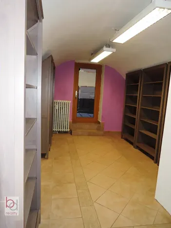 Pronájem obchodního prostoru, České Budějovice, 20 m2