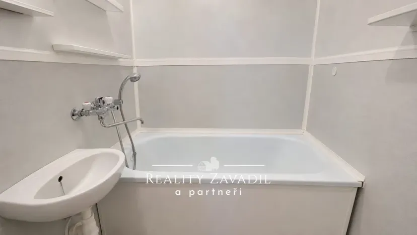 Prodej bytu 4+1, Krnov, SPC H, 75 m2