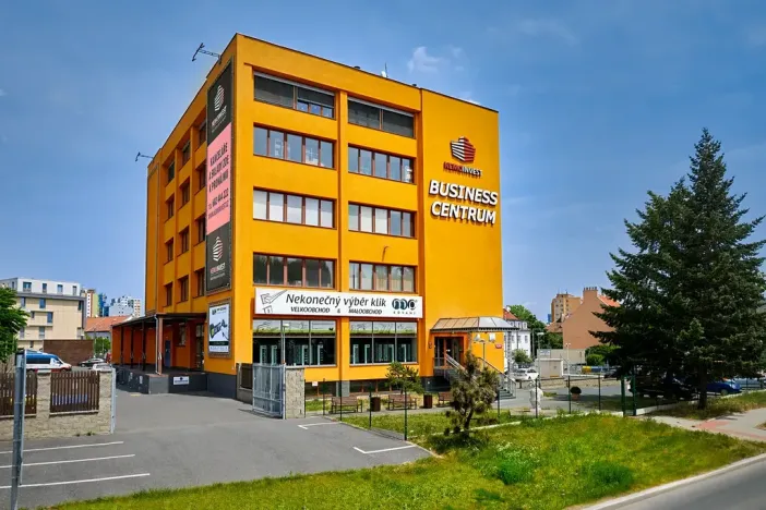Pronájem kanceláře, Praha - Vysočany, Lisabonská, 53 m2