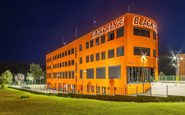 Pronájem kanceláře, Mělník, Bezručova, 240 m2