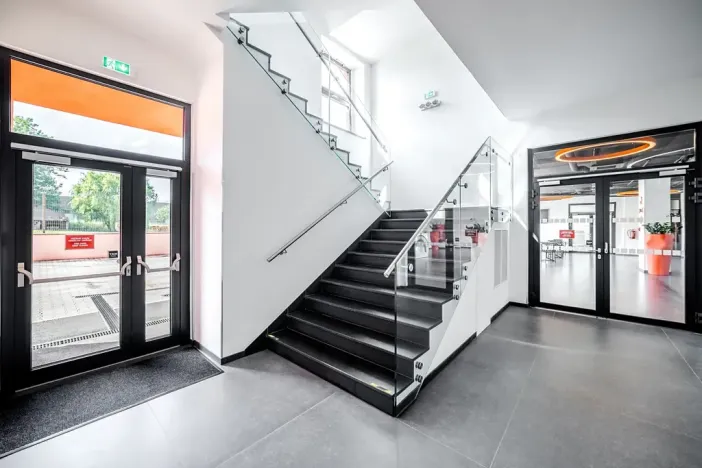 Pronájem kanceláře, Mělník, Bezručova, 240 m2
