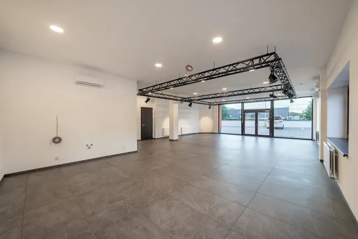 Pronájem kanceláře, Mělník, Bezručova, 103 m2