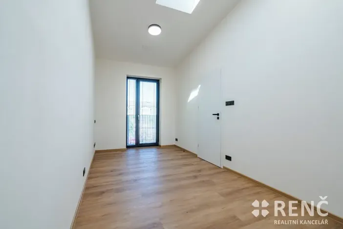 Pronájem bytu 2+kk, Brno, Výpadní, 52 m2