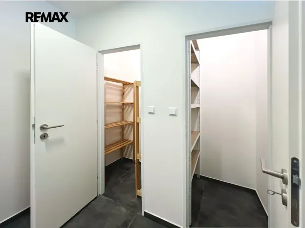 Pronájem bytu 3+kk, Praha - Motol, Weberova, 80 m2