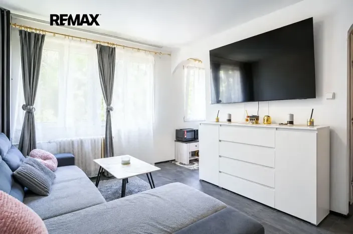 Prodej bytu 2+kk, Pardubice, Mladých, 39 m2