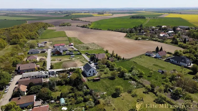 Prodej pozemku pro bydlení, Loučeň, 811 m2