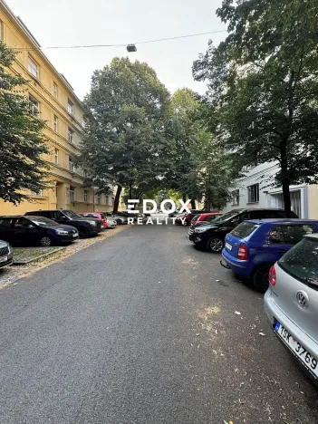 Pronájem bytu 2+1, Praha - Bubeneč, Národní obrany, 44 m2
