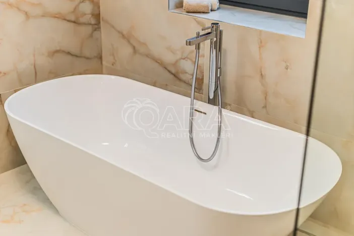 Prodej rodinného domu, Praha - Újezd nad Lesy, Hulická, 420 m2