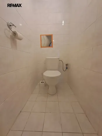Pronájem bytu 2+1, Praha - Běchovice, Českobrodská, 77 m2