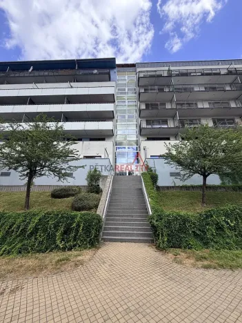 Prodej bytu 1+kk, Praha - Vokovice, Irská, 40 m2