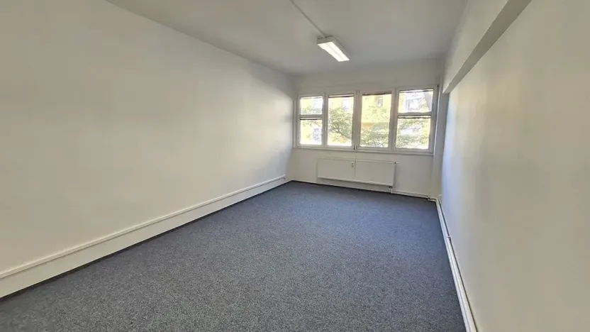 Pronájem kanceláře, Praha - Nusle, V Občanském domově, 26 m2