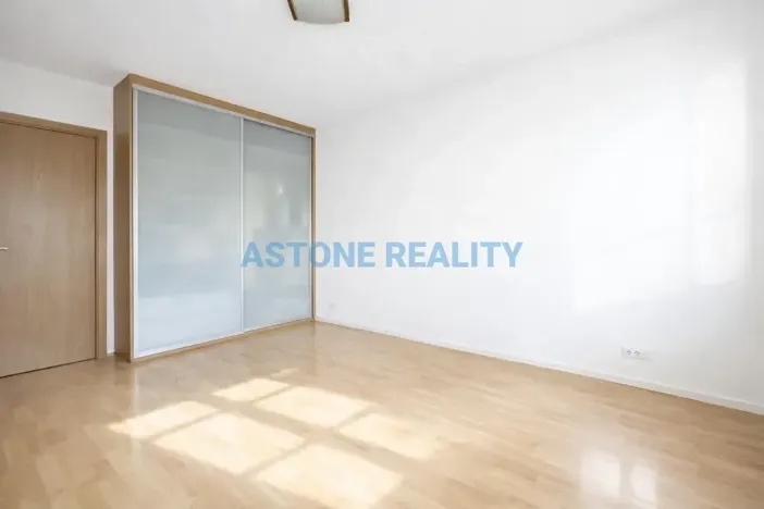 Pronájem bytu 3+kk, Praha - Podolí, Nedvědovo náměstí, 96 m2