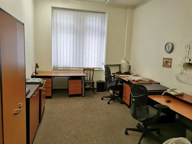 Pronájem kanceláře, Praha - Vysočany, Sokolovská, 42 m2