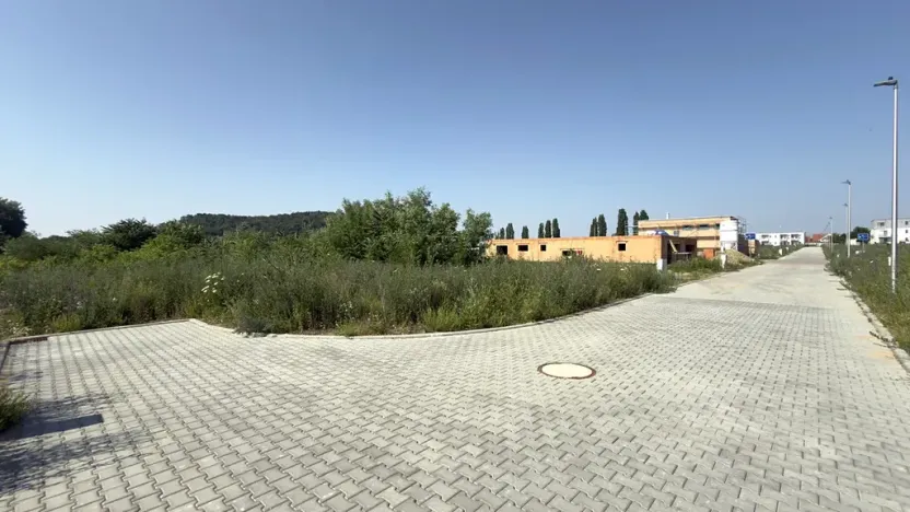 Prodej pozemku pro bydlení, Mikulov, Odbojářů, 721 m2