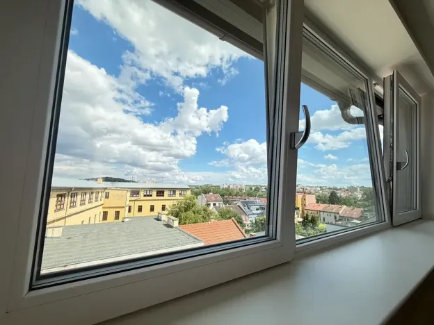 Pronájem bytu 2+kk, Brno, Letní, 56 m2