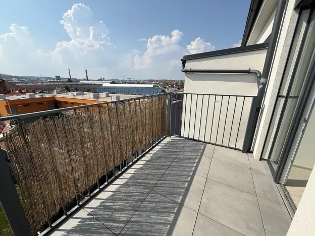 Pronájem bytu 2+kk, Brno, Letní, 56 m2