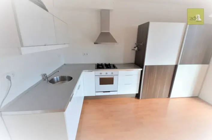 Pronájem bytu 1+kk, Praha - Stodůlky, Před rybníkem, 42 m2