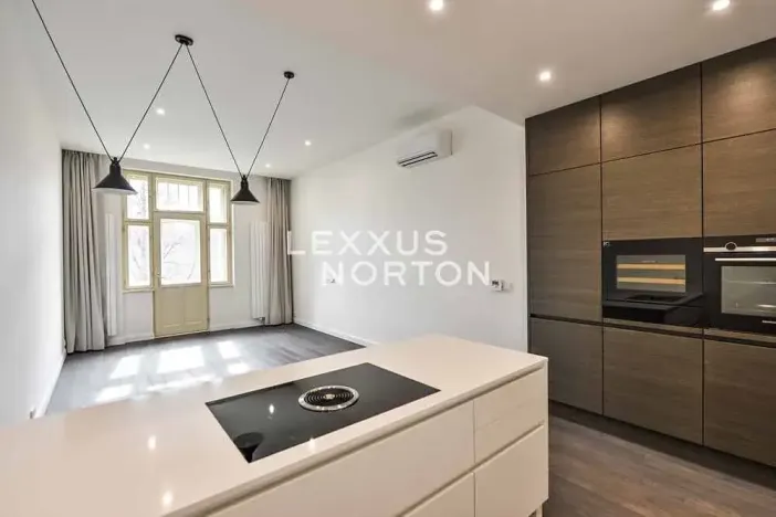 Pronájem bytu 3+kk, Praha - Vinohrady, Laubova, 95 m2