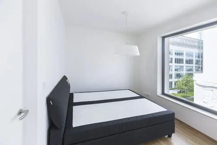 Pronájem bytu 2+kk, Praha - Karlín, Pernerova, 60 m2