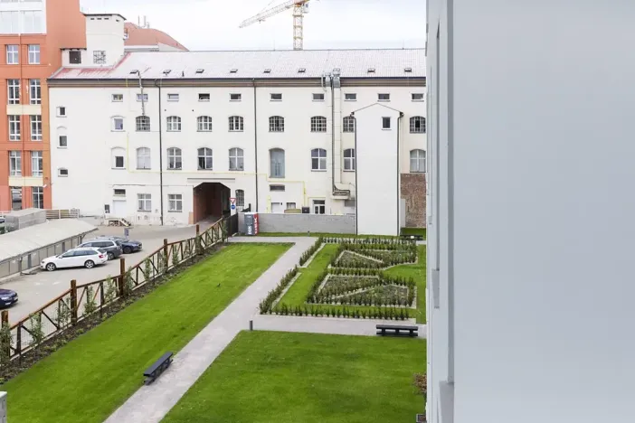 Pronájem bytu 2+kk, Praha - Karlín, Pernerova, 60 m2