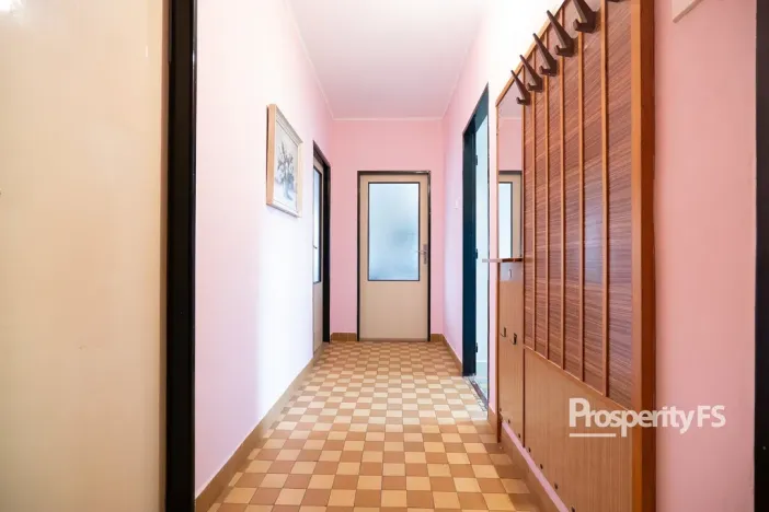Prodej rodinného domu, Hořešovičky, 256 m2