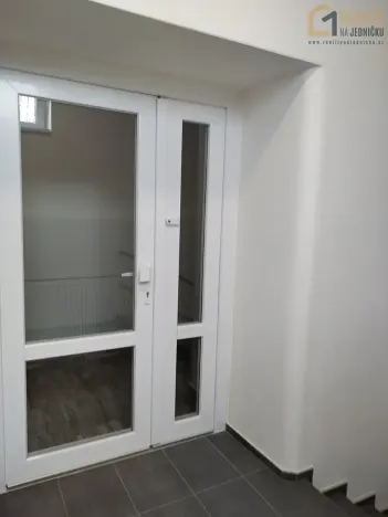 Pronájem kanceláře, Hořice, Žižkova, 160 m2