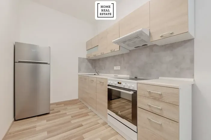 Pronájem bytu 1+kk, Praha - Strašnice, Zvěřinova, 48 m2