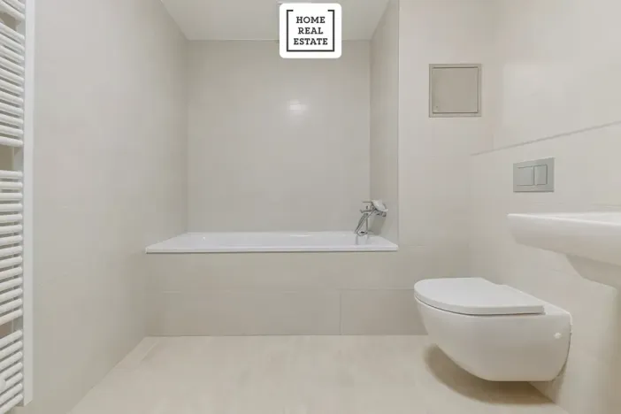 Pronájem bytu 1+kk, Praha - Strašnice, Zvěřinova, 48 m2