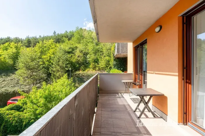 Pronájem bytu 2+kk, Praha - Smíchov, Jeřabinová, 53 m2