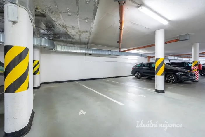 Pronájem bytu 2+kk, Praha - Smíchov, Jeřabinová, 53 m2